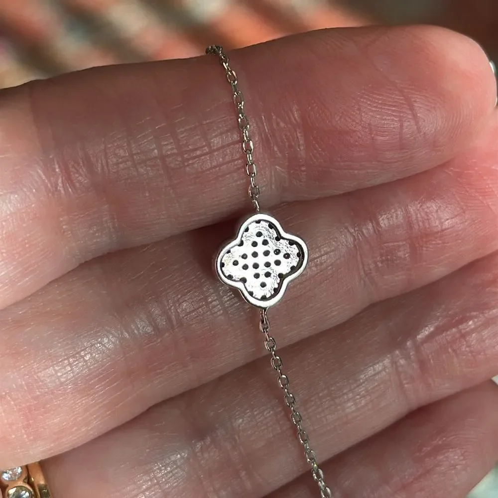 DELICATE CLOVER BRACELET BLACK AND WHITE CZ’a PAVE DESIGN STERLING 92.5 SILVER!